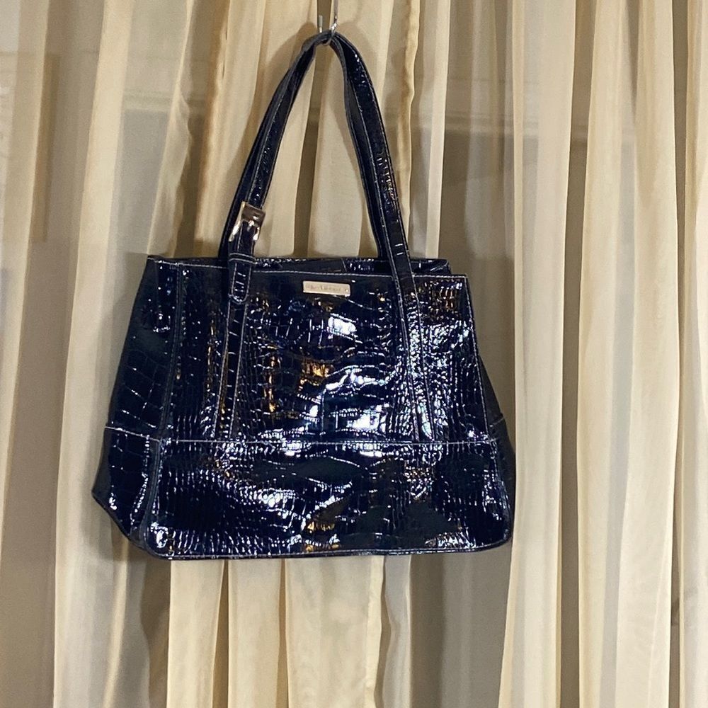 Vintage Liz Claiborne Woman Charol Black Lager Hanbag Bag